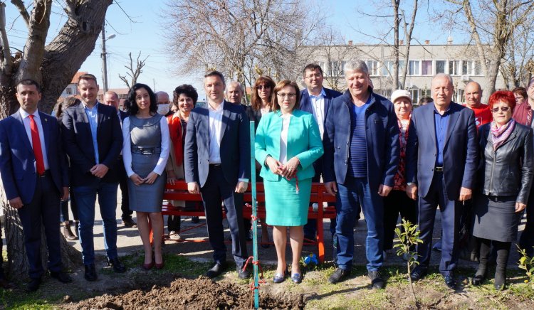 С „Час на промяната“ листата на „БСП за България“ символично закри кампанията си в Ямболска област 