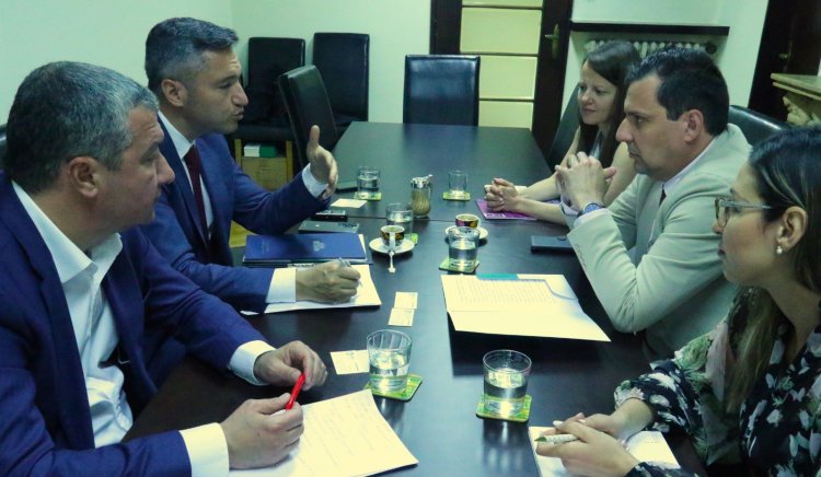 Вигенин и Стойнев се срещнаха с ръководството на Българската петролна и газова асоциация